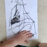 Rysunek namalowany węglem